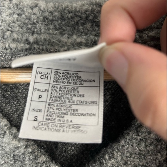 Disney Vintage 90s Fleece Sweatshirt Sweater Made in USA embroidered size small - Picture 4 of 6